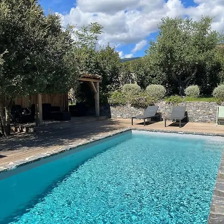 En Pierre-domaine Brellinga Site Web * Porto-Vecchio (Corsica)